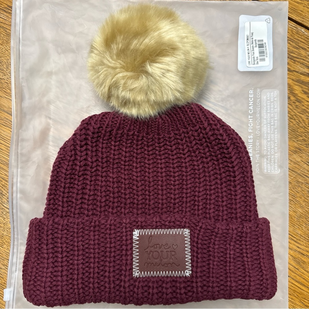 NWT Love Your Melon Pom Beanie Burgundy